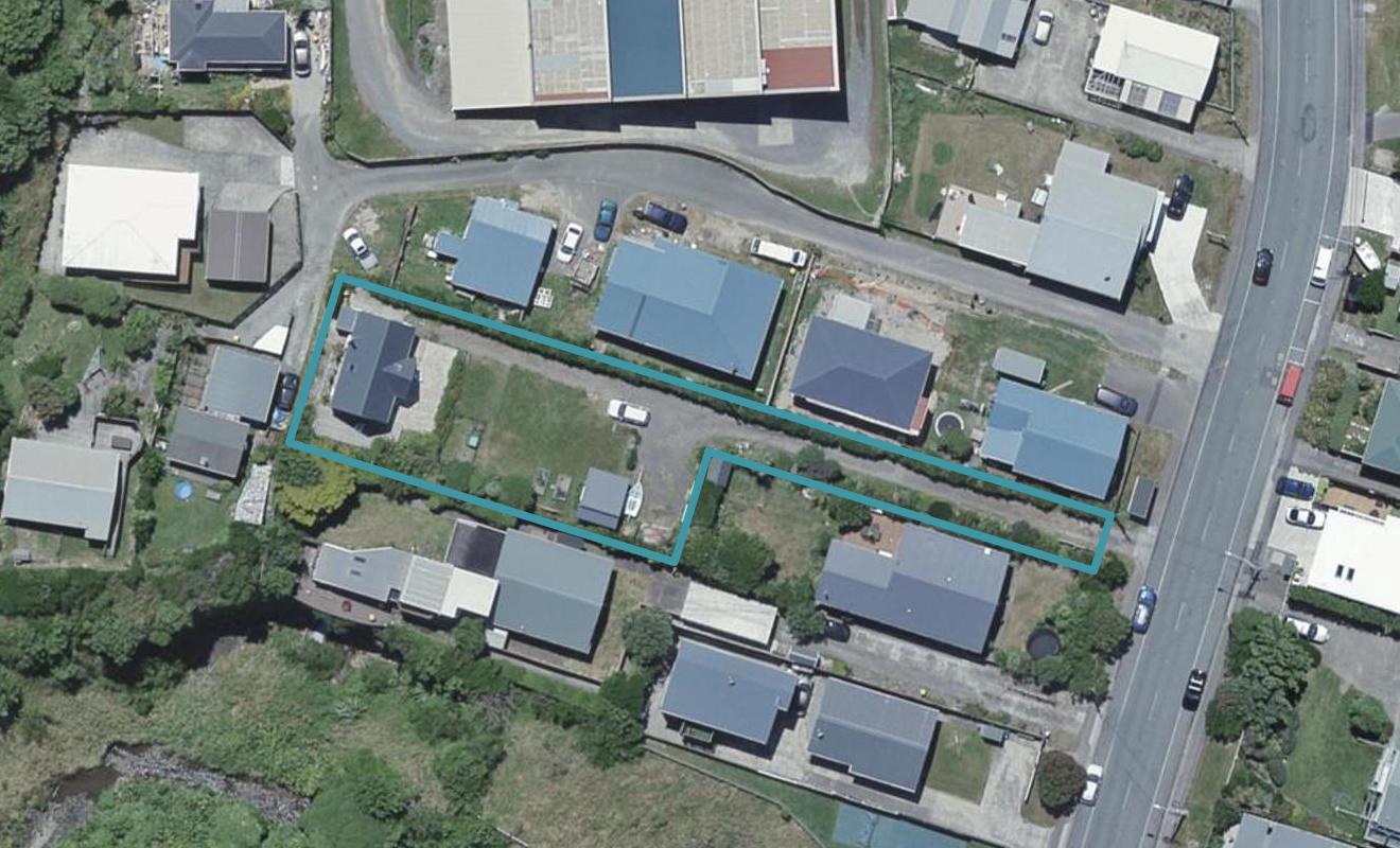 29 Happy Valley Road, Owhiro Bay, Wellington - Carousel 1