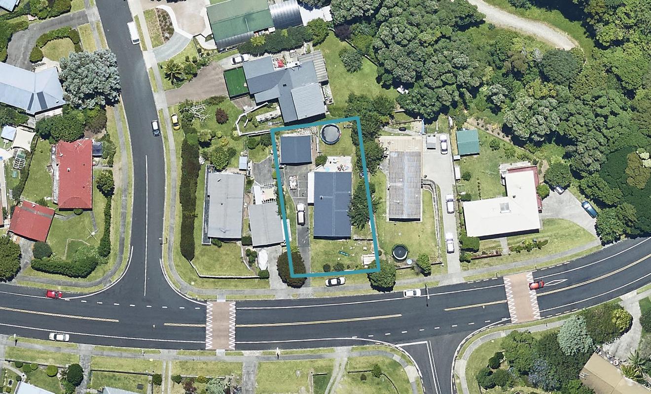 58 Victory Street, Welcome Bay, Tauranga - Carousel 1