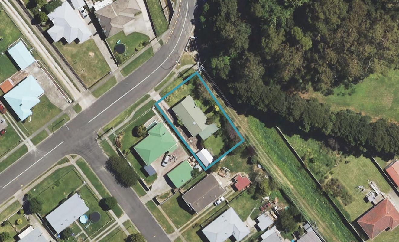 121 De Lautour Road, Inner Kaiti, Gisborne - Carousel 1