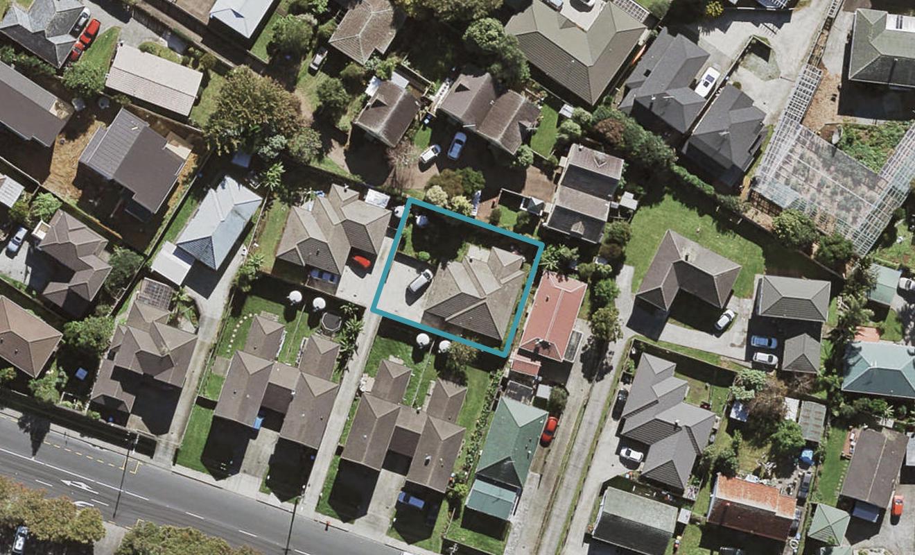33B Carr Road, Three Kings, Auckland - Carousel 1