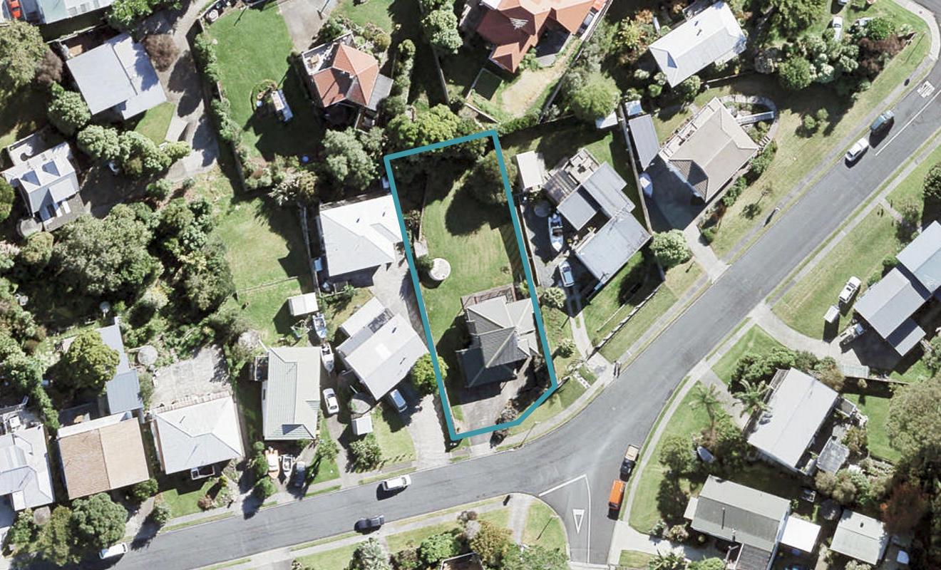 2 Kathy Terrace, Stanmore Bay, Whangaparaoa - Carousel 1