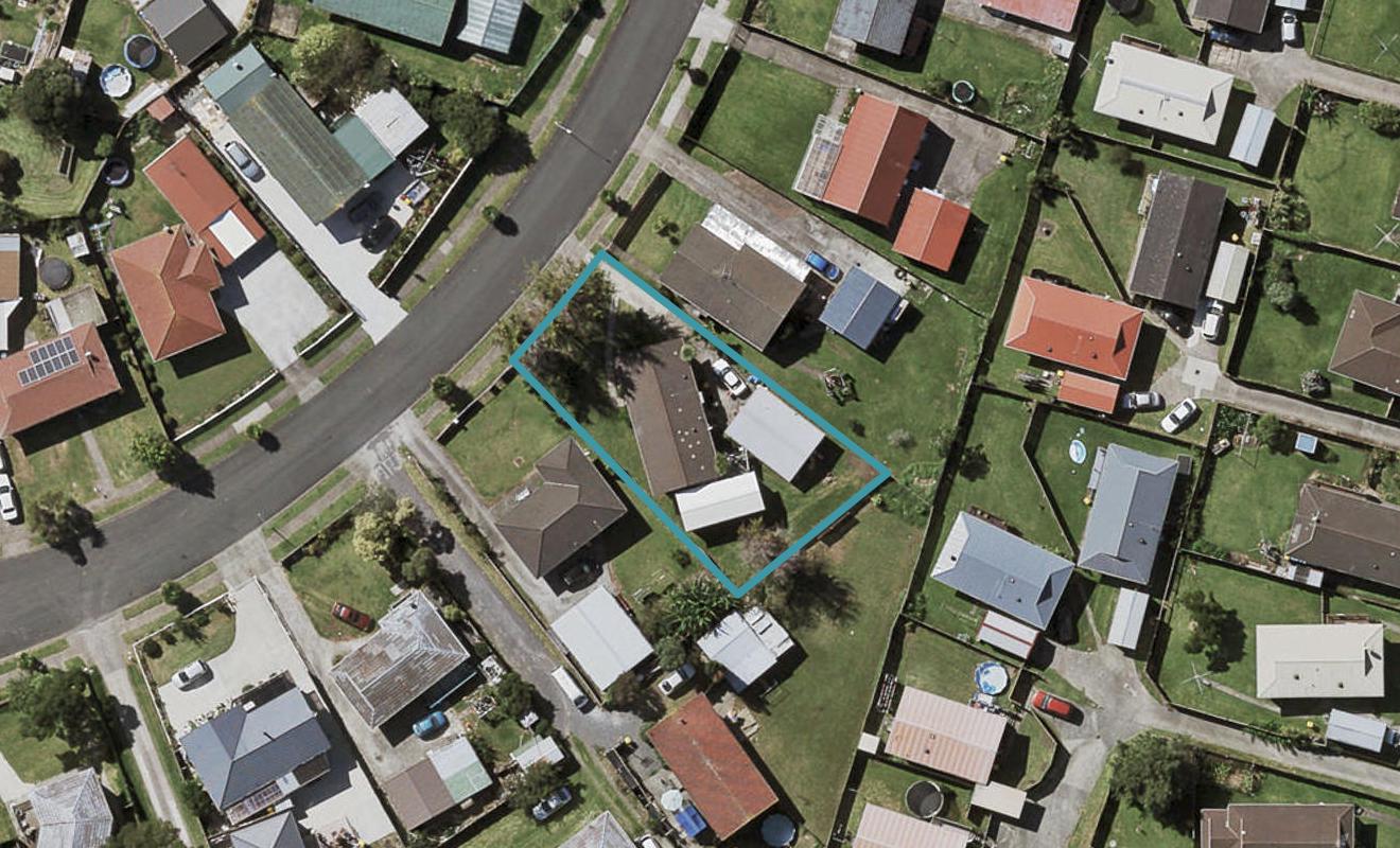 70 Zelda Avenue, Clover Park, Auckland - Carousel 1