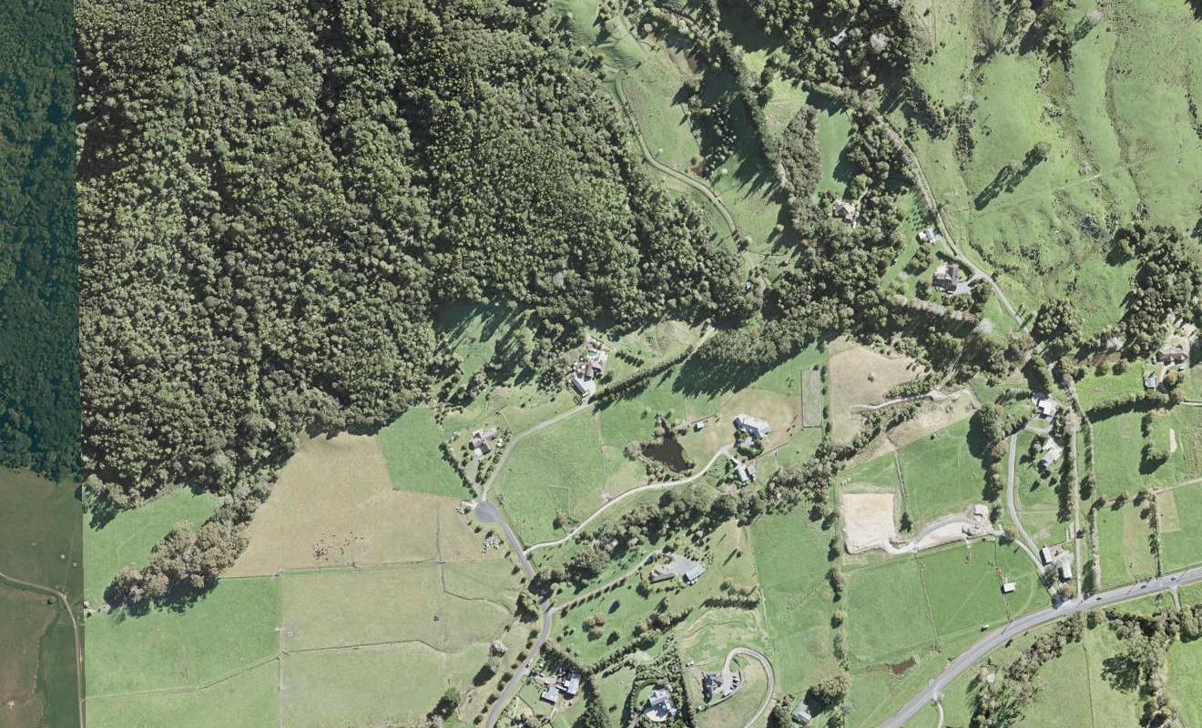 42 Poynter Lane, Silverdale - Carousel 1