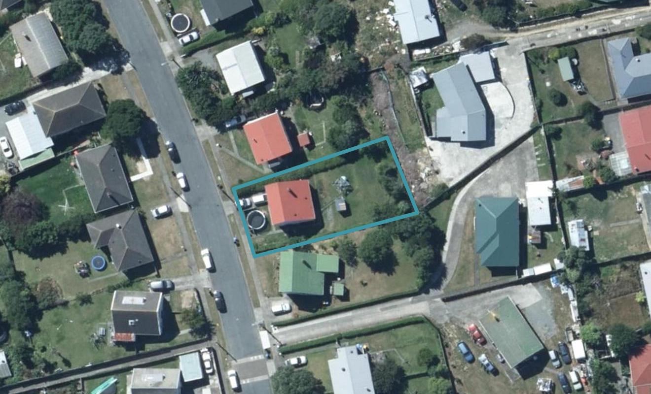 25 Aberfeldy Street, Cannons Creek, Porirua - Carousel 1