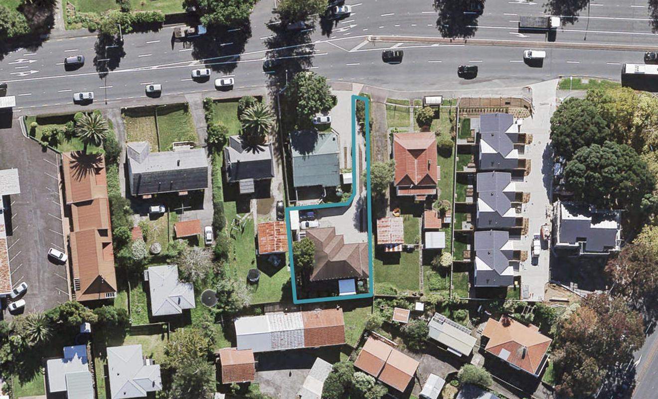 3152A Great North Road, New Lynn, Auckland - Carousel 1