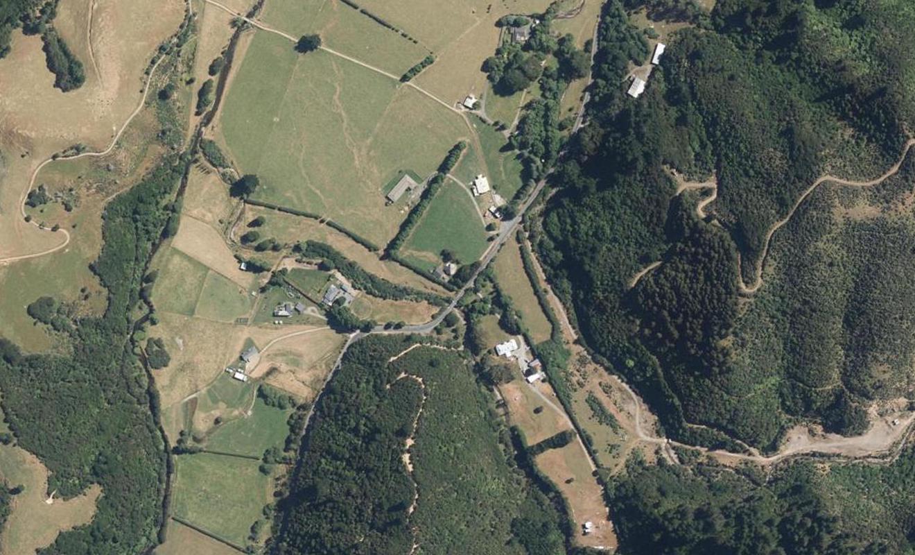 420 Whitemans Valley Road, Whitemans Valley, Upper Hutt - Carousel 1
