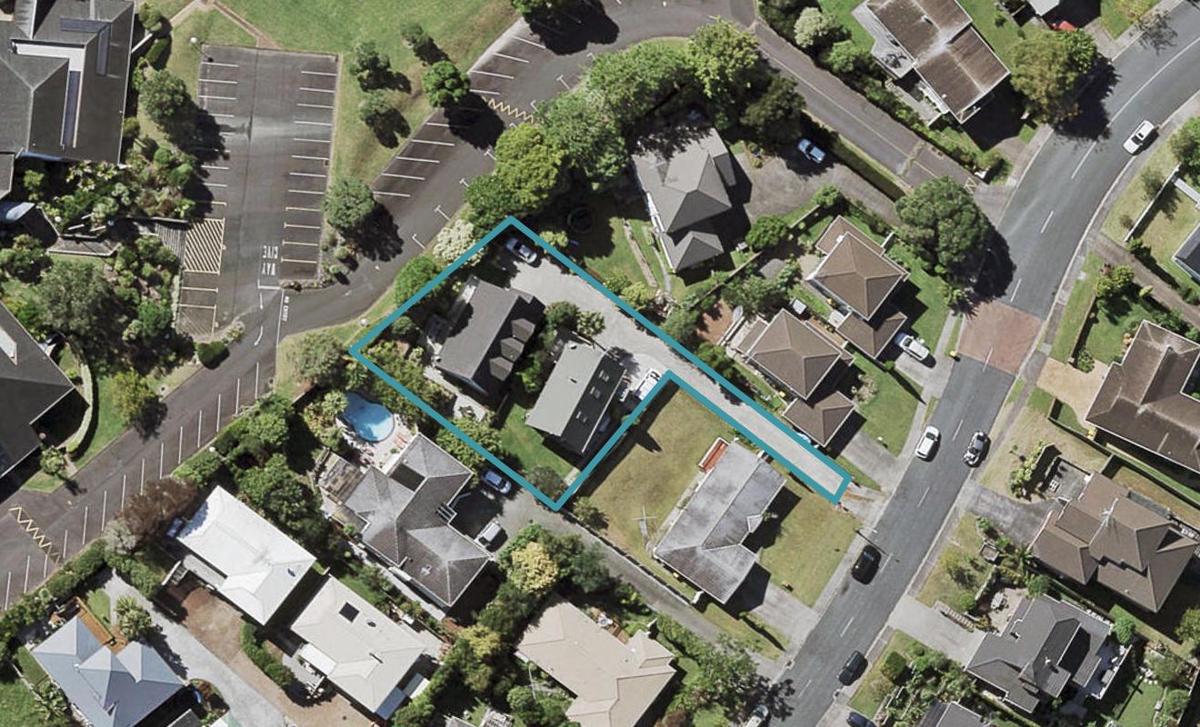 2/47 Centorian Drive, Windsor Park, Auckland - Carousel 1