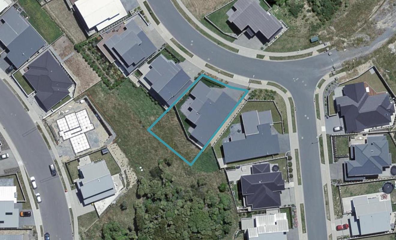 16 Crompton Avenue, Churton Park, Wellington - Carousel 1