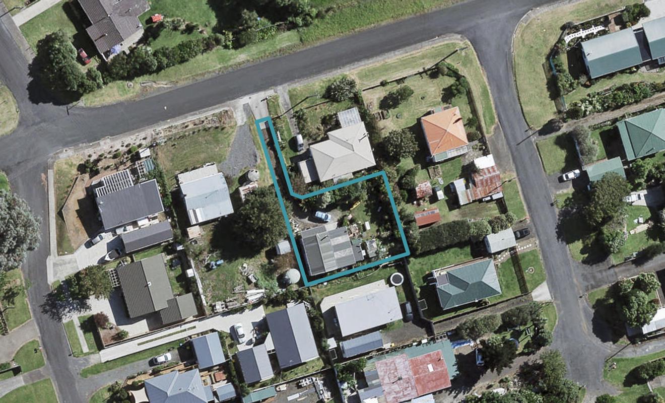 8A Beach Road, Waiuku - Carousel 1