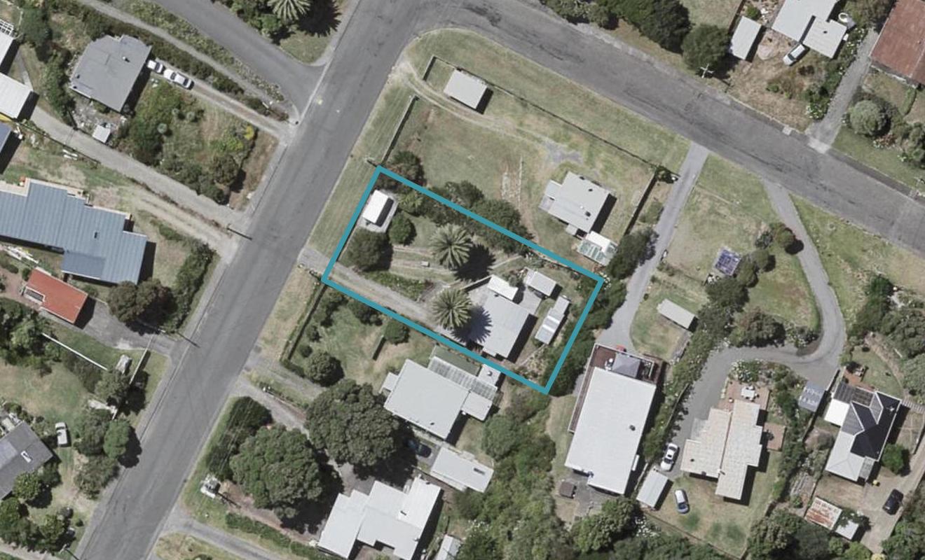 30 Ngaio Street, Otaki Beach, Otaki - Carousel 1