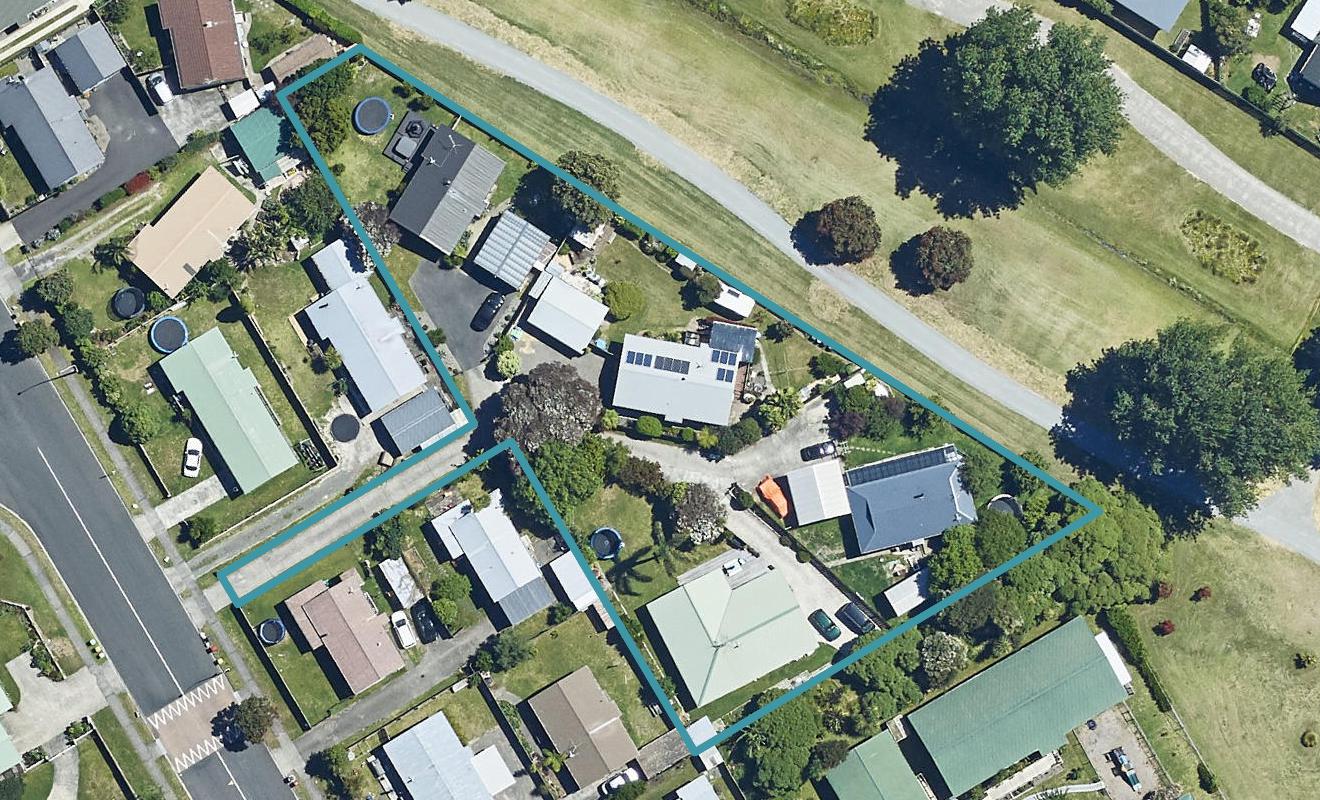 27D Hartford Avenue, Papamoa Beach, Papamoa - Carousel 1