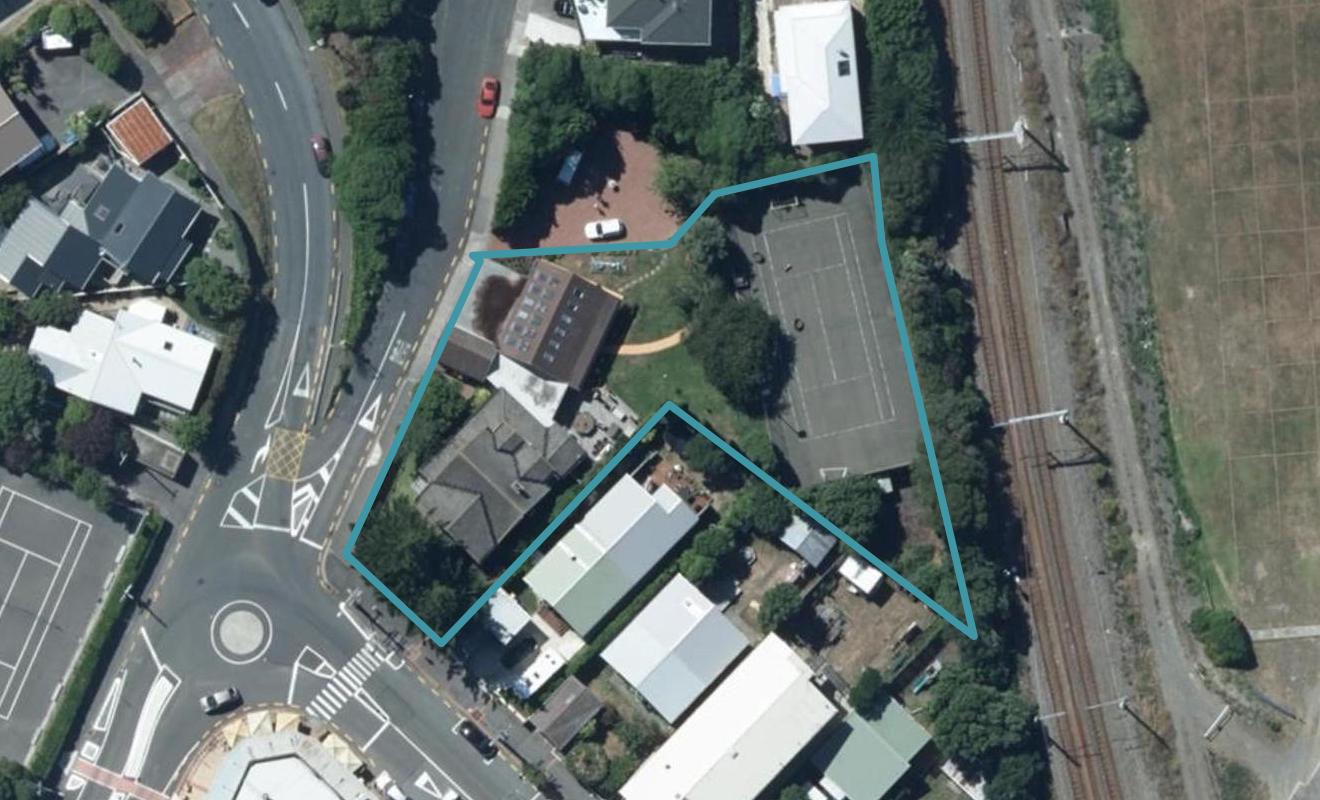 1 Steyne Avenue, Plimmerton, Porirua - Carousel 1