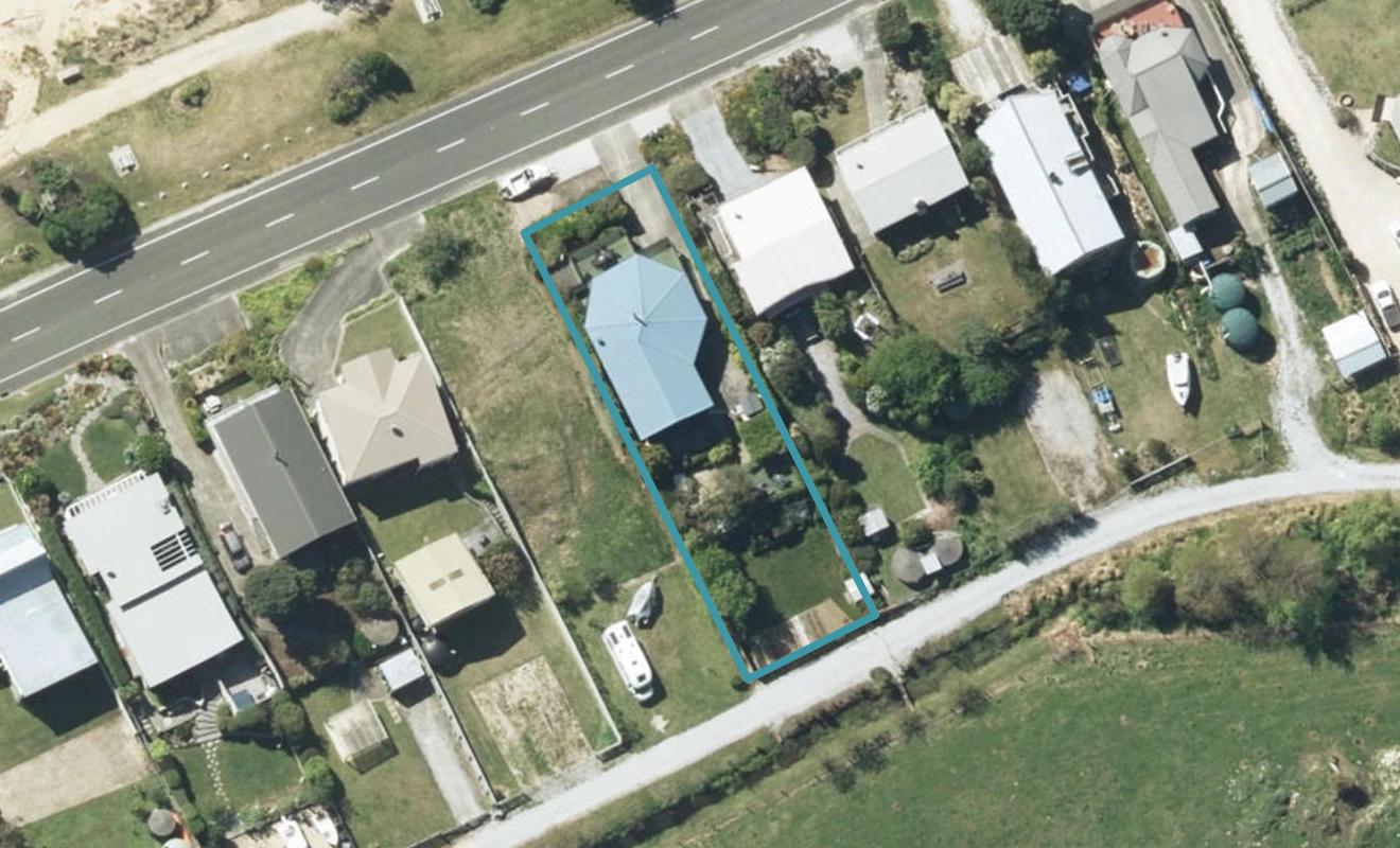1108 Abel Tasman Drive, Takaka - Carousel 1
