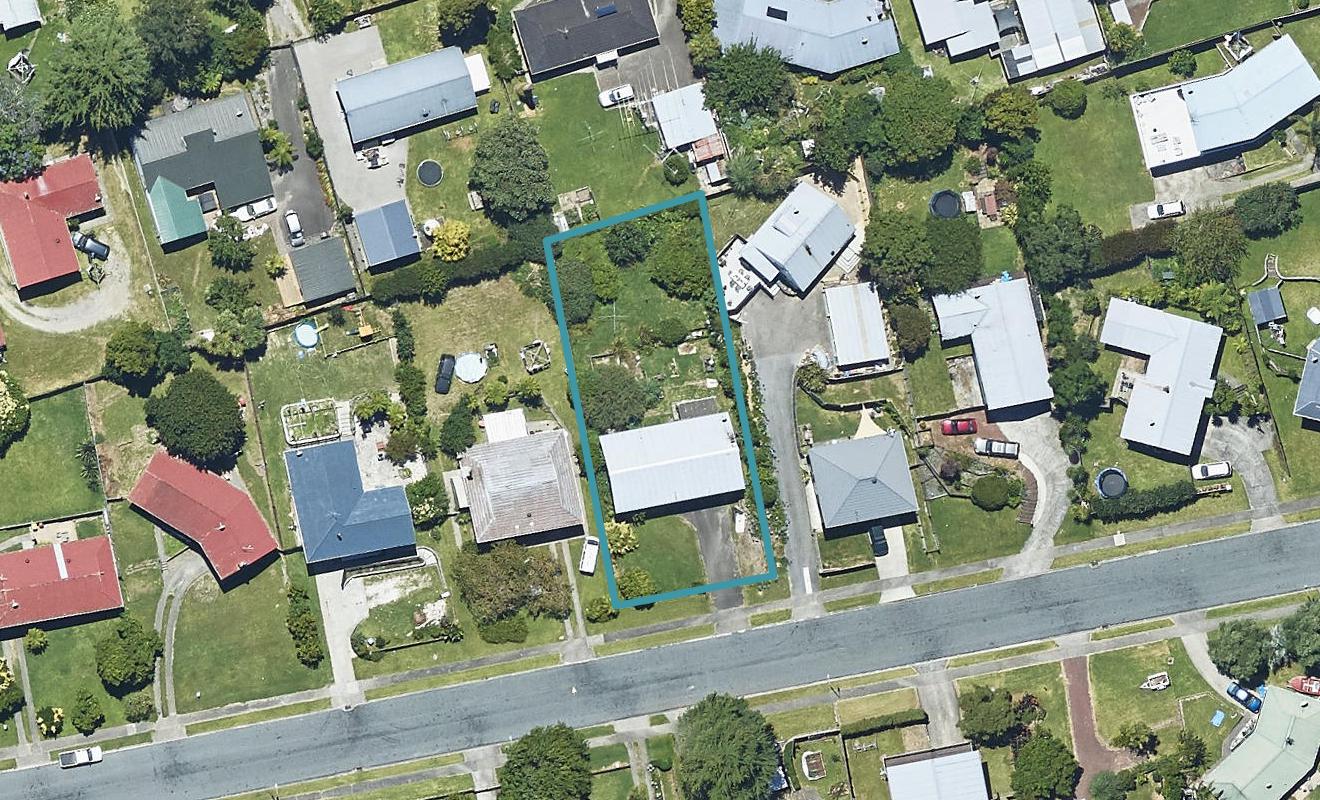 12 Dunton Drive, Welcome Bay, Tauranga - Carousel 1