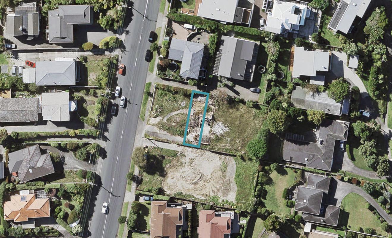 167B East Coast Road, Castor Bay, Auckland - Carousel 1