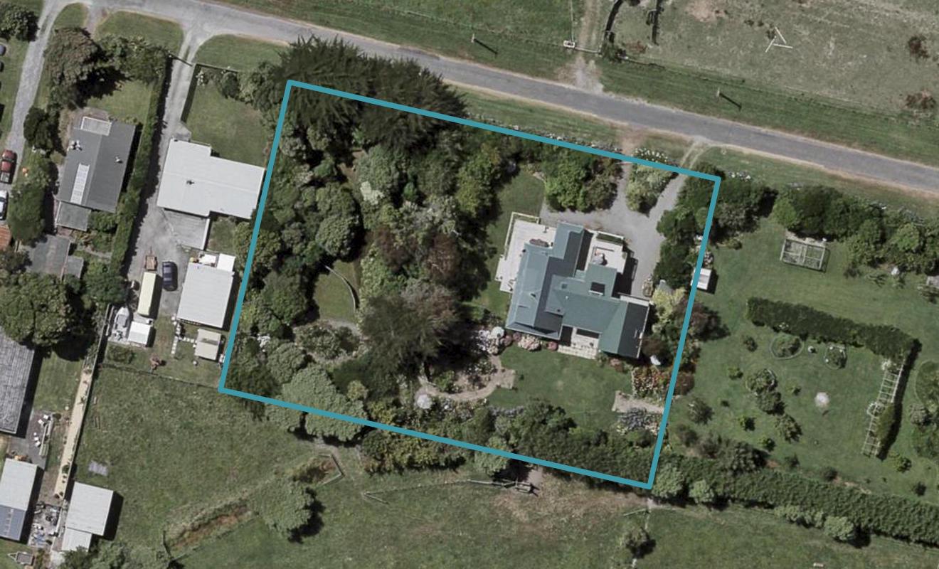 21A Atkinson Avenue, Otaki Beach, Otaki - Carousel 1