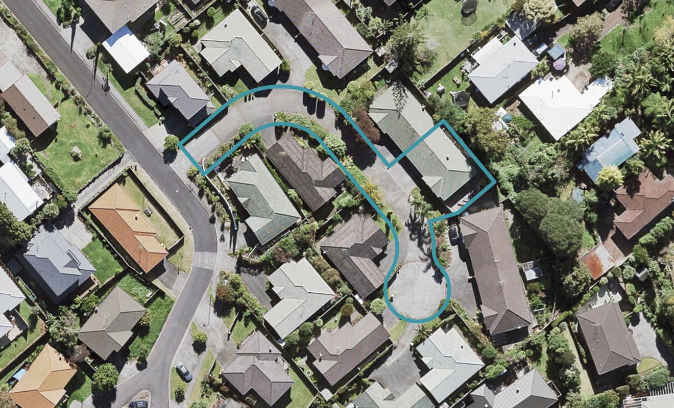 12 Copplestone Place, New Lynn, Auckland - Carousel 1