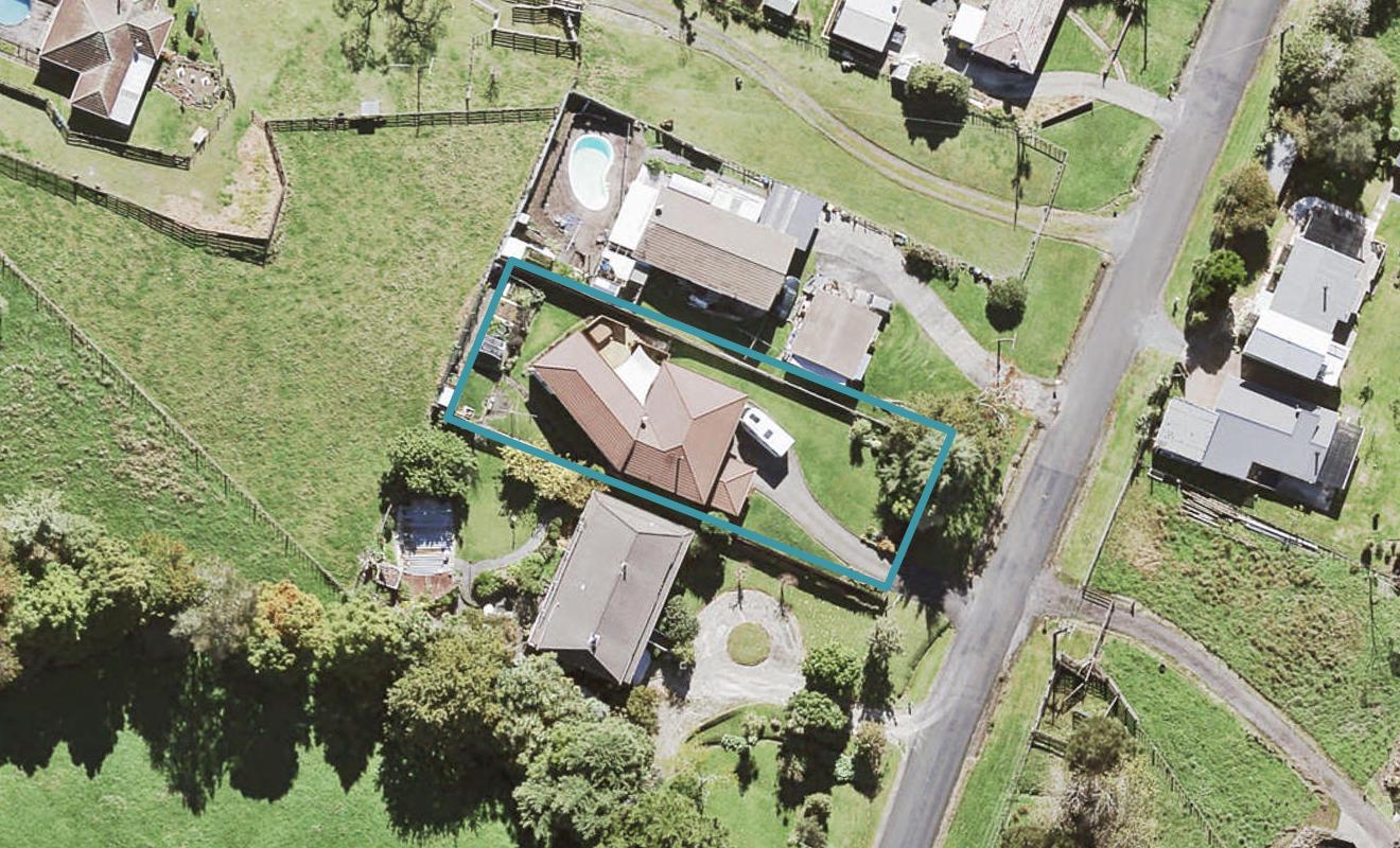 25 Anzac Valley Road, Waitakere, Auckland - Carousel 1