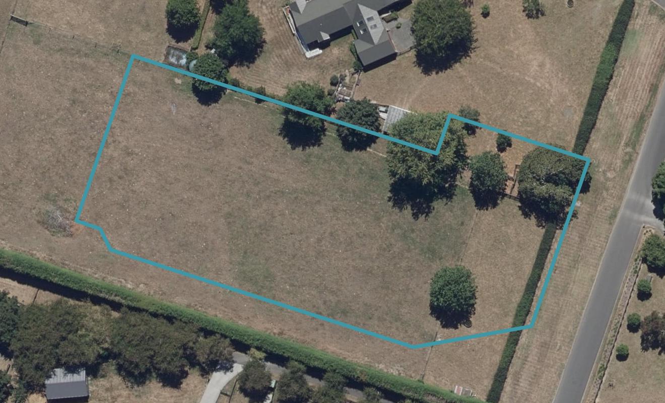 62 Redwood Grove, Tamahere, Hamilton - Carousel 1