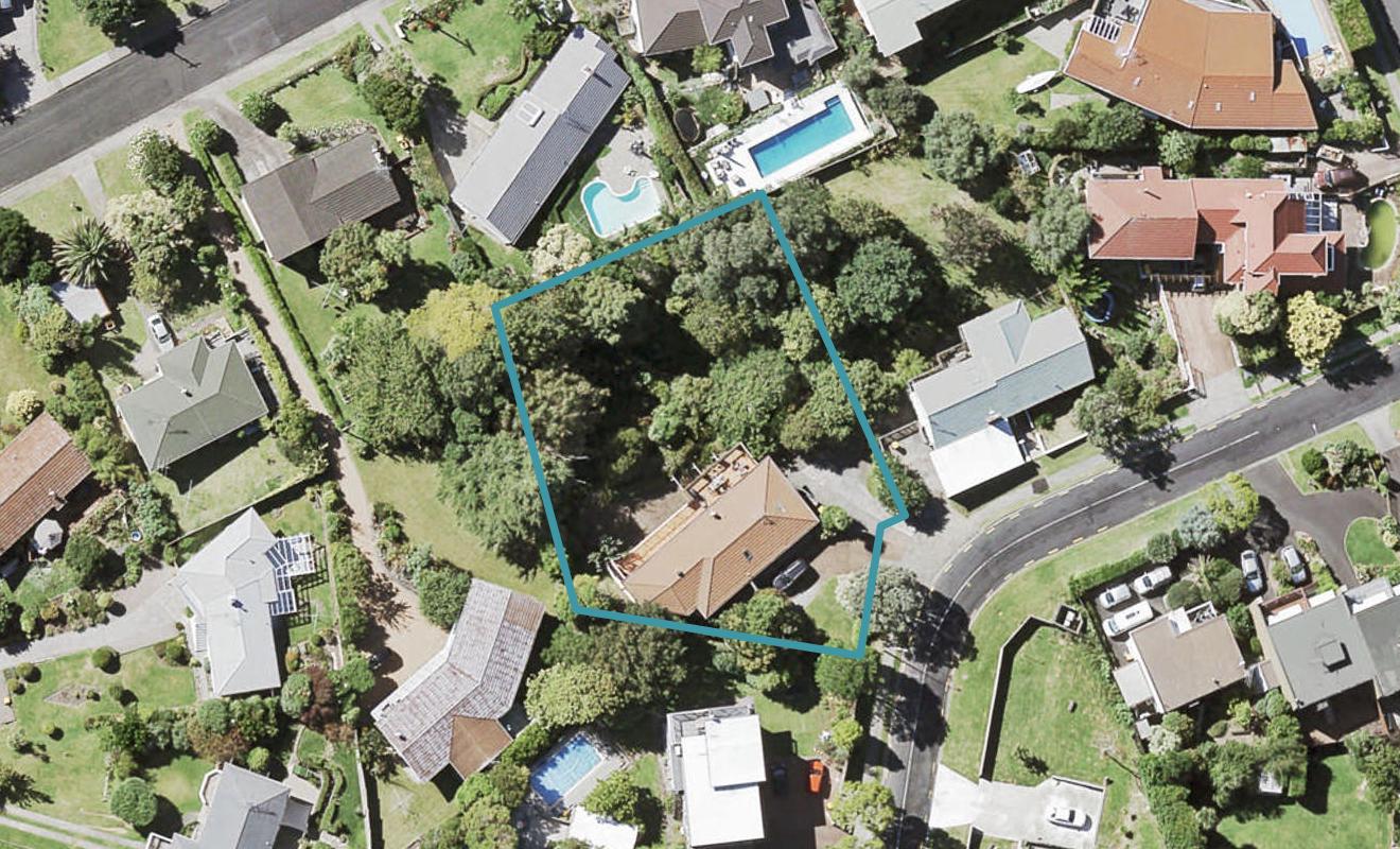 5 Evelyn Road, Cockle Bay, Auckland - Carousel 1