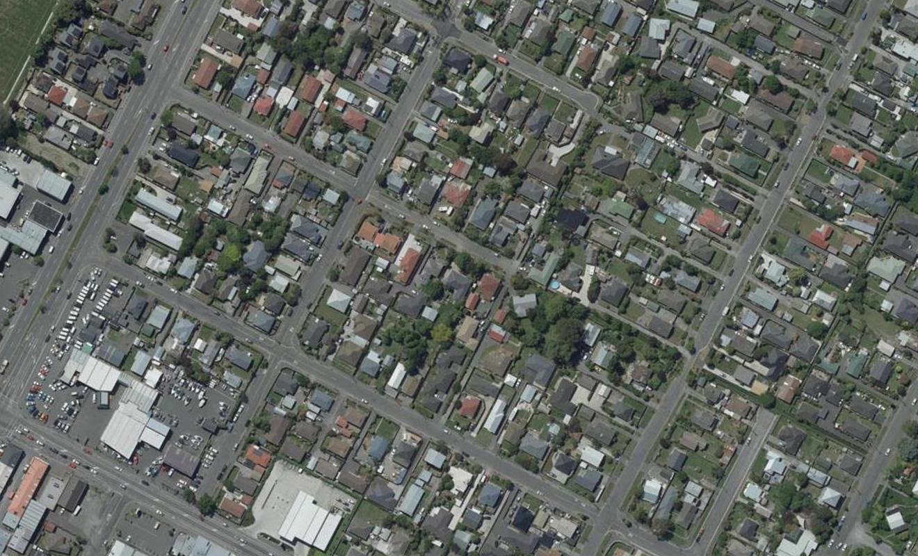 32 Edmond Street, WOOLSTON, CHRISTCHURCH - Carousel 1