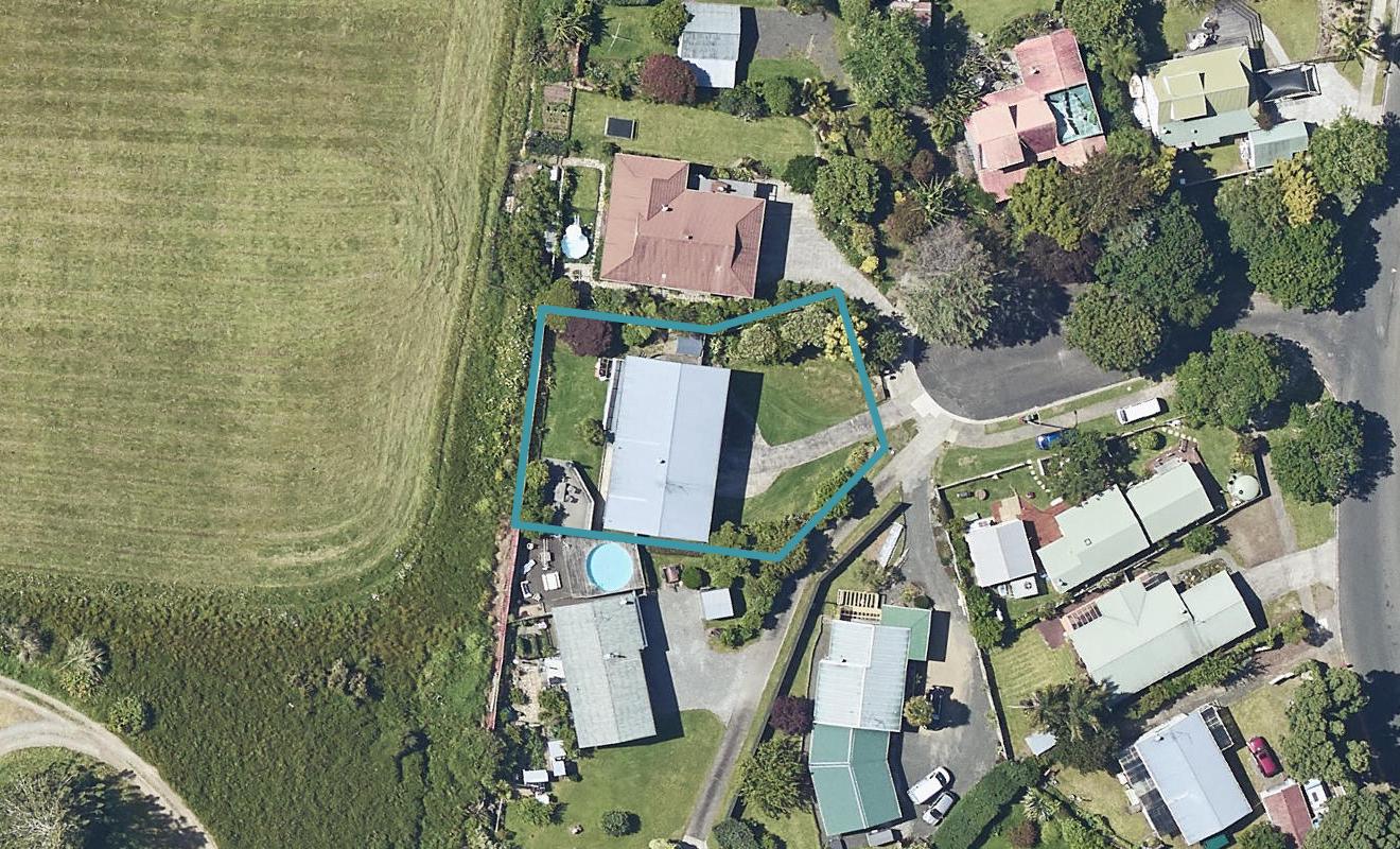 4 Nathan Place, Athenree, Katikati - Carousel 1