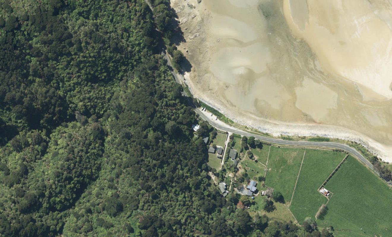 1566 Abel Tasman Drive, Wainui Bay, Takaka - Carousel 1