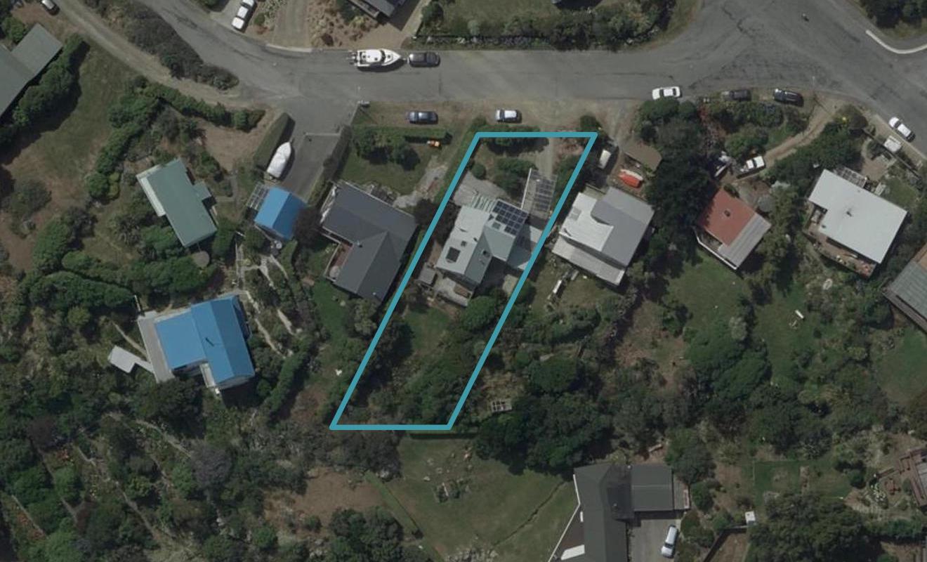 4 Emerson Crescent, Diamond Harbour, Lyttelton - Carousel 1