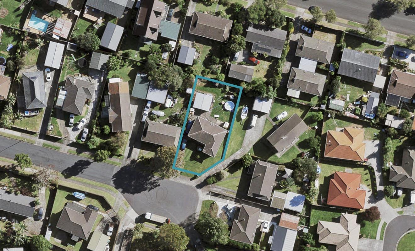 18 Adel Place, Weymouth, Auckland - Carousel 1