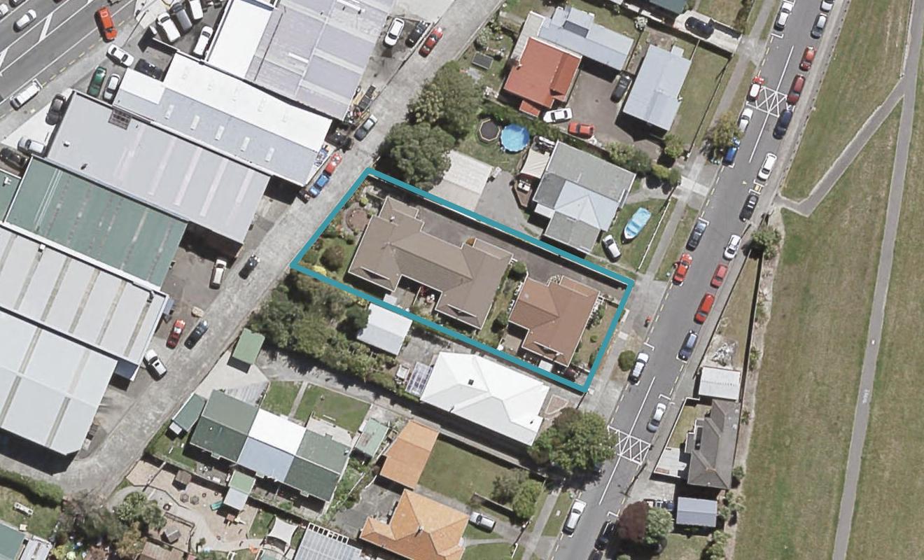 2/73 Tama ST, Alicetown, Lower Hutt - Carousel 1