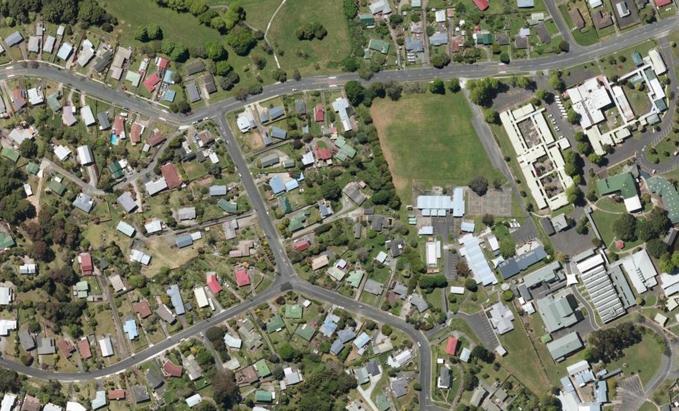 11 Raumanga Heights Drive, Raumanga, Whangarei - Carousel 1