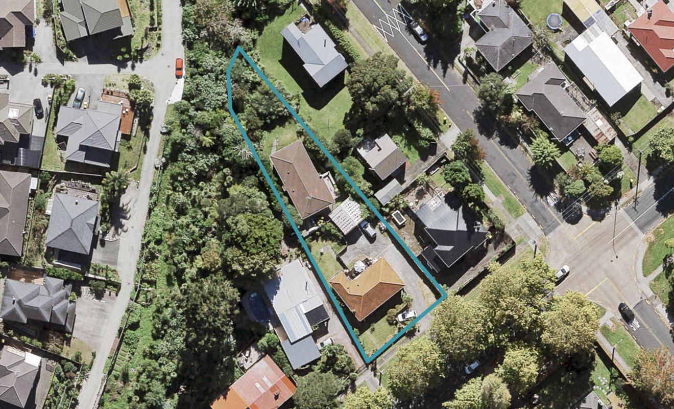 95 Seabrook Avenue, New Lynn, Auckland - Carousel 1