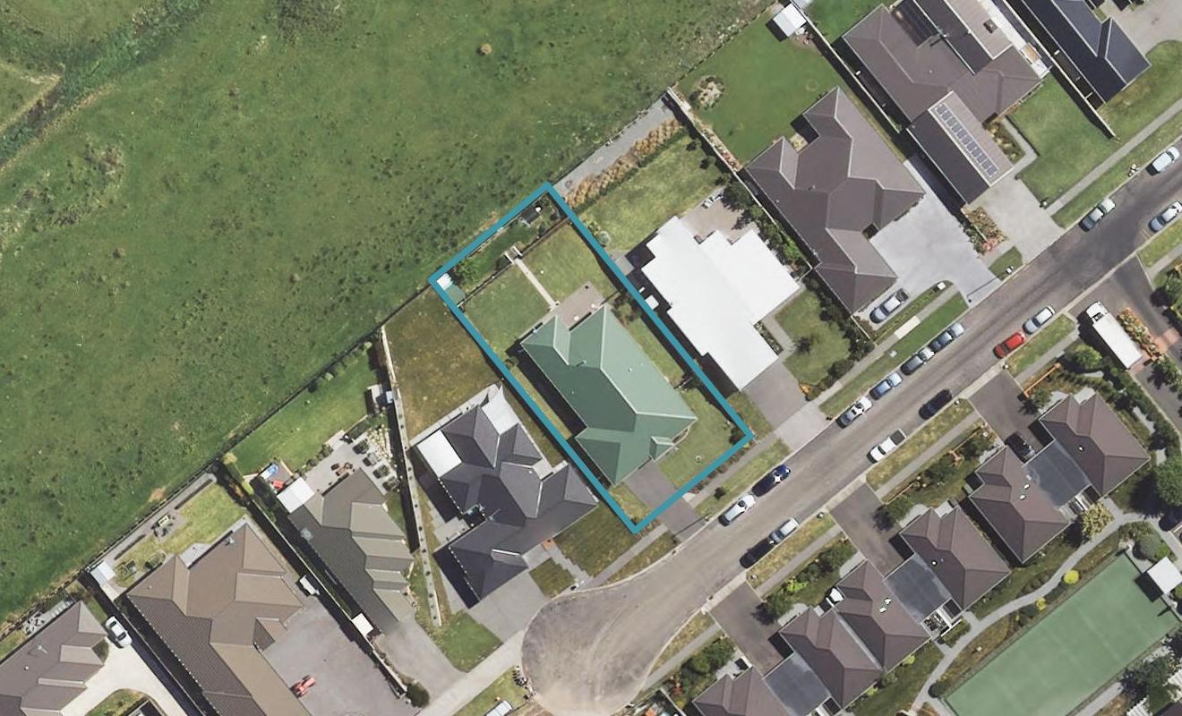 17 Gwyneth Place, Lytton West, Gisborne - Carousel 1