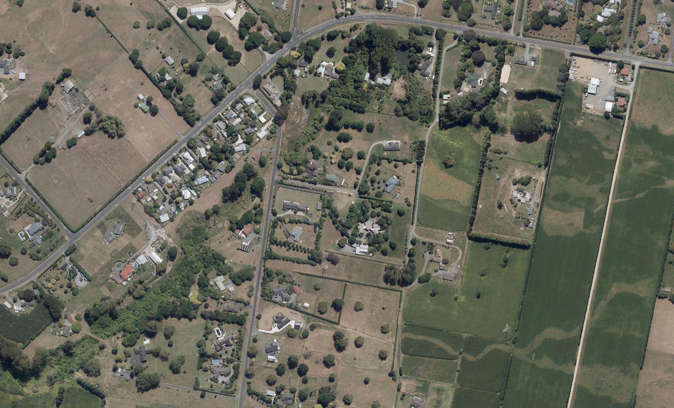 21 Fuchsia Lane, Tamahere, Hamilton - Carousel 1