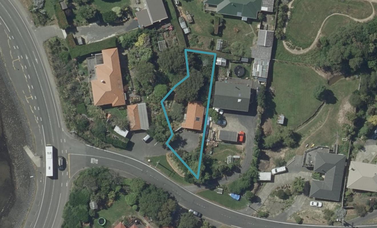 1A Castlewood Road, Company Bay, Dunedin - Carousel 1