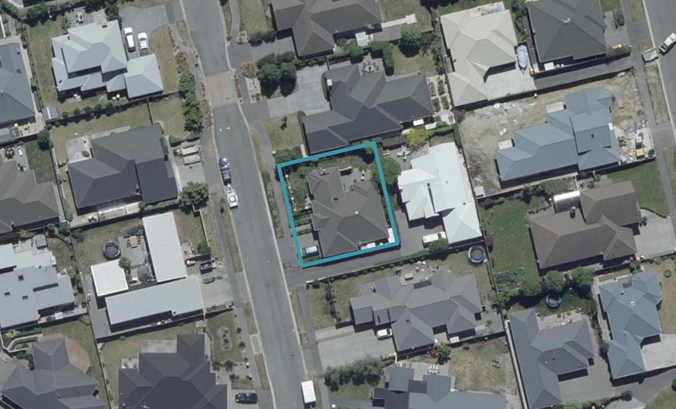 28 Foresters Crescent, Parklands, Christchurch - Carousel 1