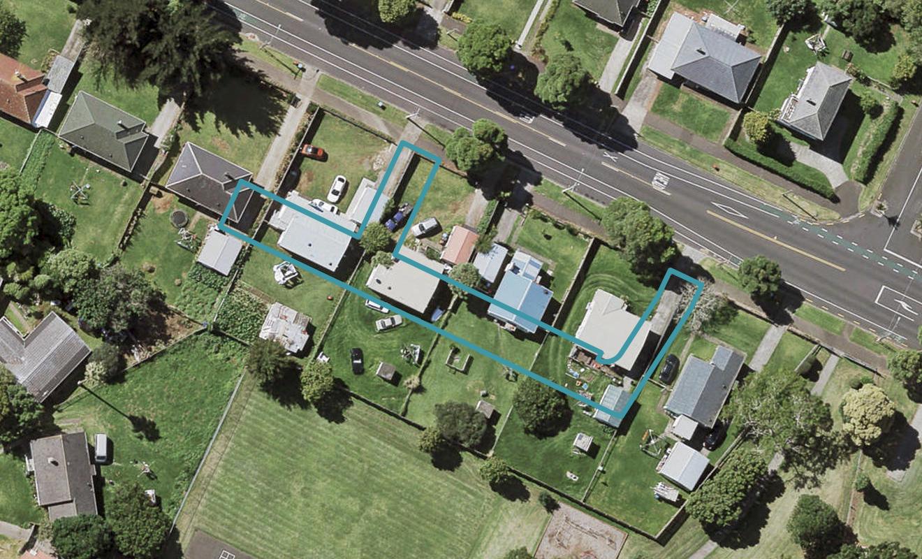 207A Tripoli Road, Point England, Auckland - Carousel 1