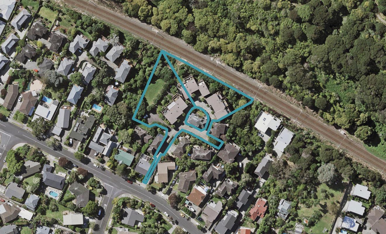 128D Gowing Drive, Meadowbank, Auckland - Carousel 1