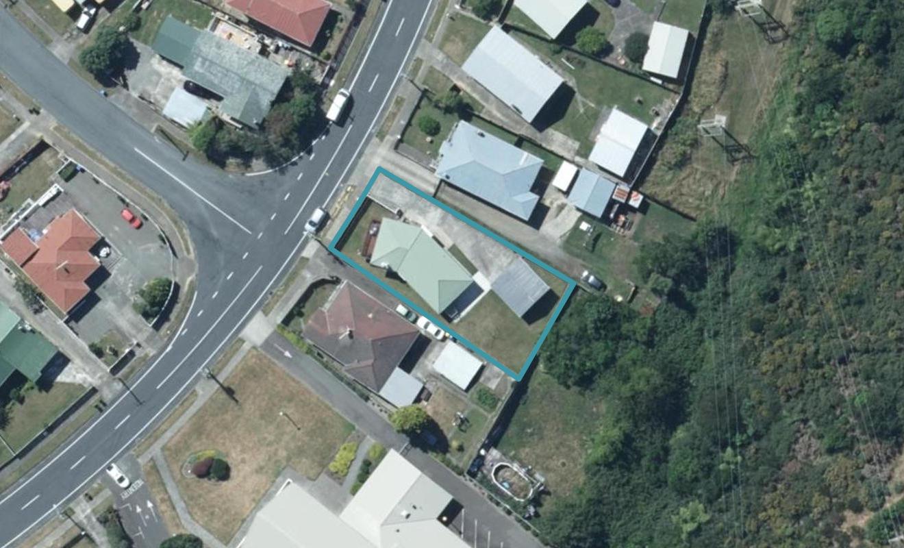 92 Driver Crescent, Cannons Creek, Porirua - Carousel 1