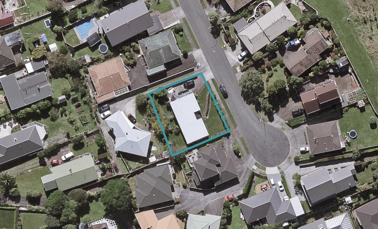 18 Kellyville Heights, Merrilands, New Plymouth - Carousel 1