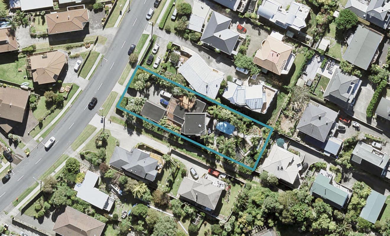 69 Deep Creek Road, Waiake, Auckland - Carousel 1