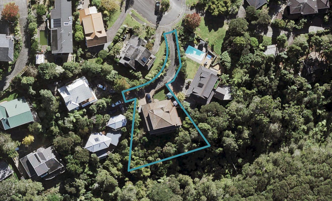 33 Homewood Place, Chatswood, Auckland - Carousel 1