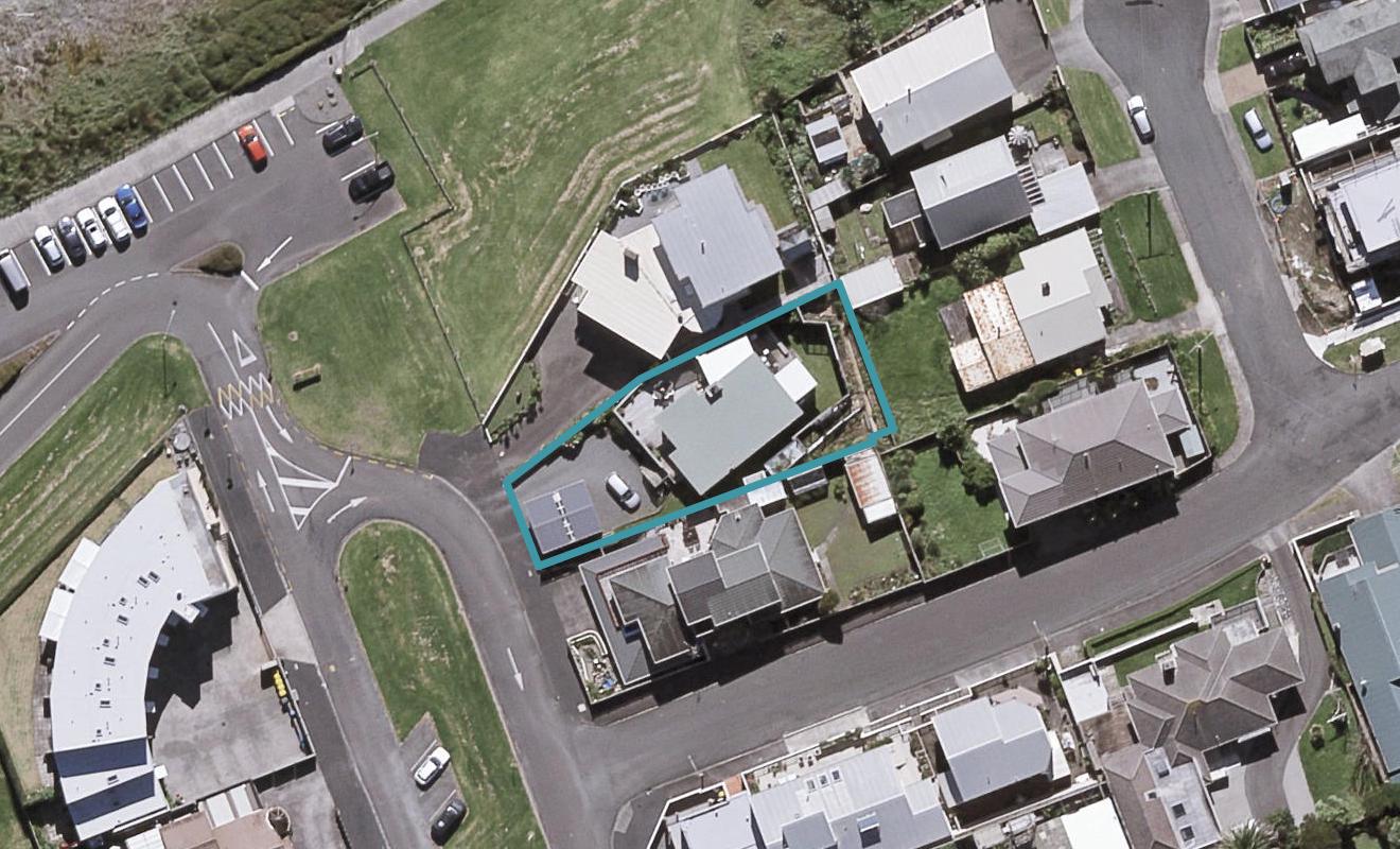 3 Nobs Line, Strandon, New Plymouth - Carousel 1
