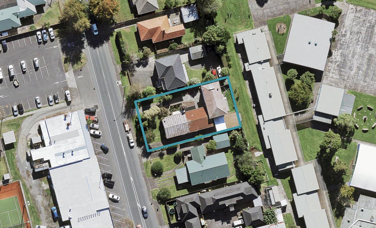 1/625 Te Atatu Road, Te Atatu Peninsula, Auckland - Carousel 1