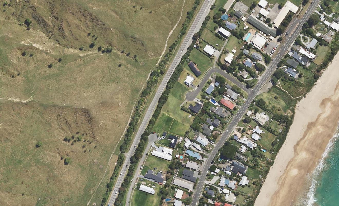 19 Sandy Cove, Wainui, Gisborne - Carousel 1