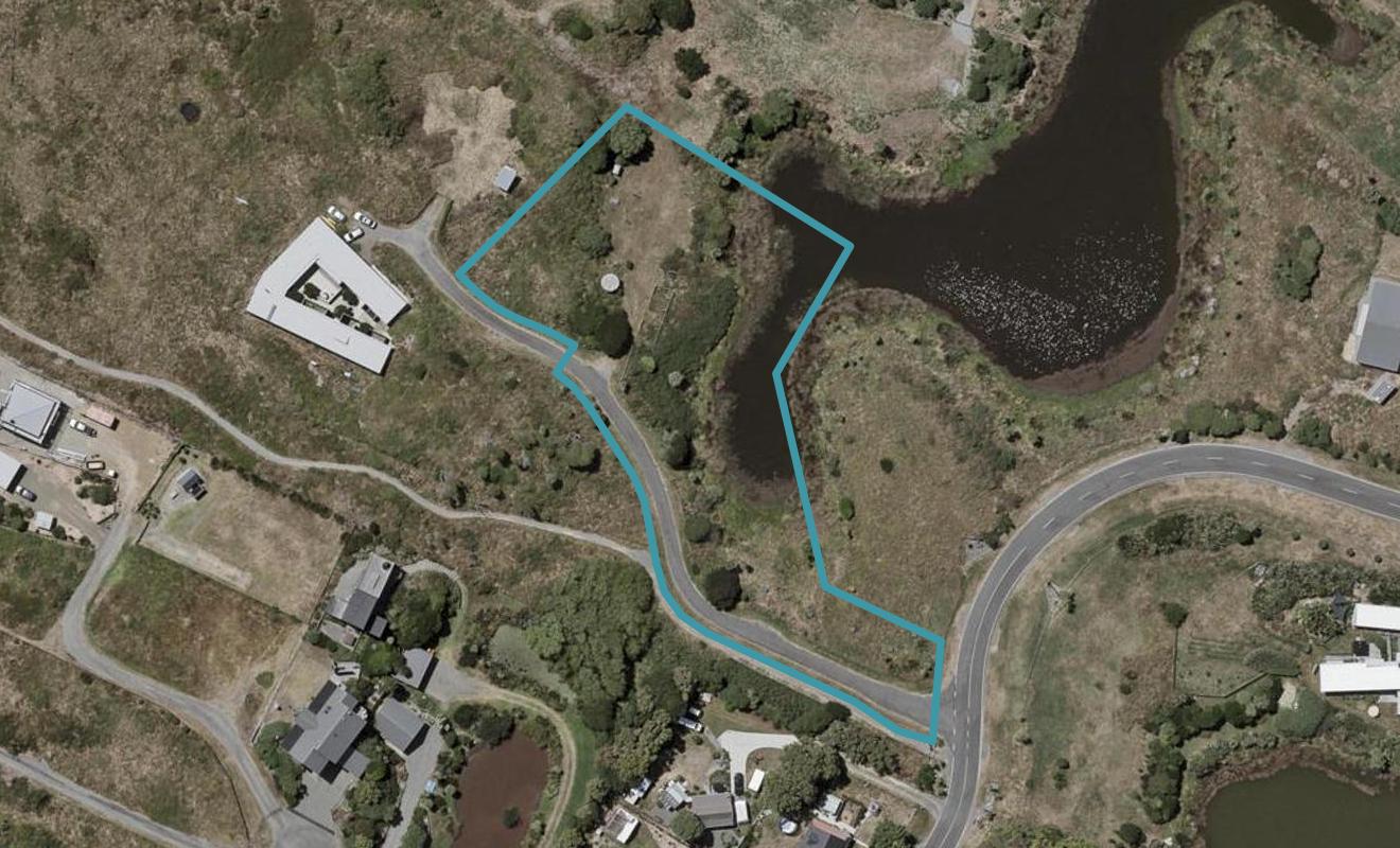 5 Pingoa Lane, PEKA PEKA, WAIKANAE - Carousel 1