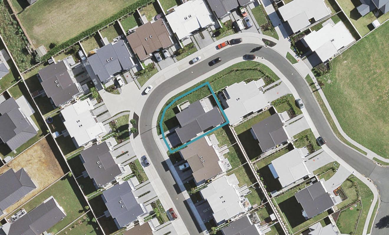 28 Costa Viva Crescent, Karaka, Papakura - Carousel 1