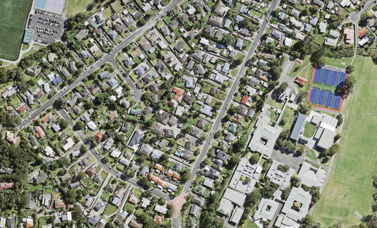 7/65 Stottholm Road, Titirangi, Auckland - Carousel 1