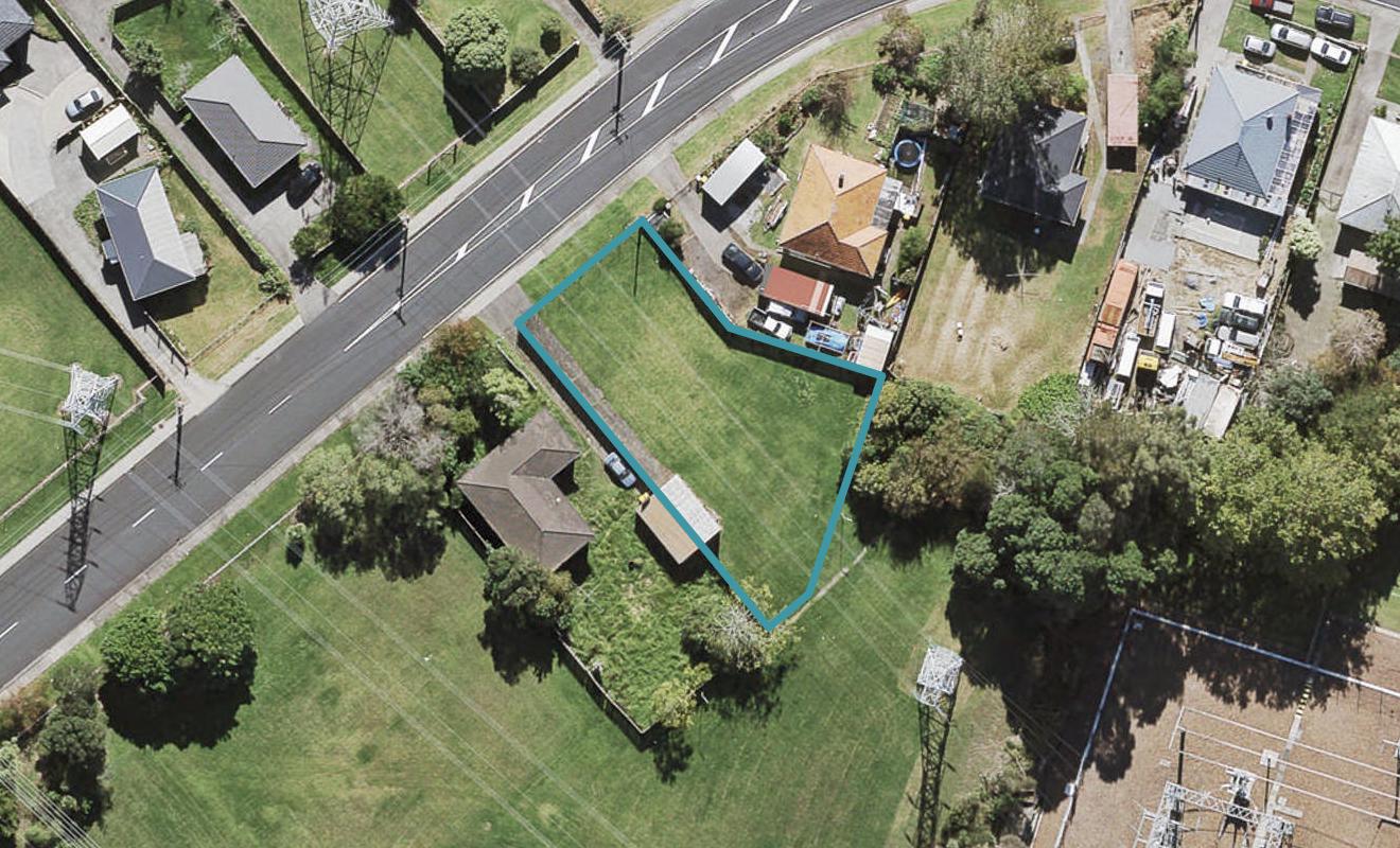 32 Lincoln Park Avenue, Massey, Auckland - Carousel 1