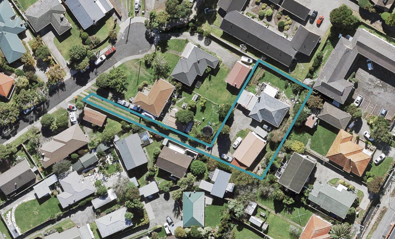 3 Rowan Terrace, Te Atatu South, Auckland - Carousel 1